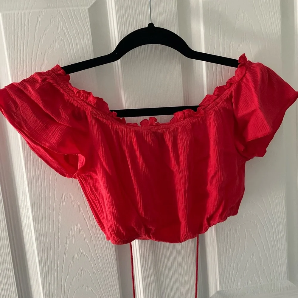 Red Ruffled Top - Picture 3 of 4